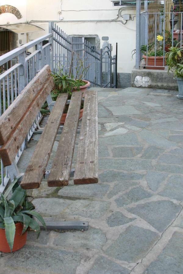 Casa Il Gabbiano Lägenhet Riomaggiore Exteriör bild